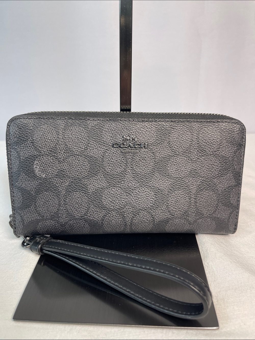 Coach CW778 Long Zip Around Wallet Signature Canvas Black